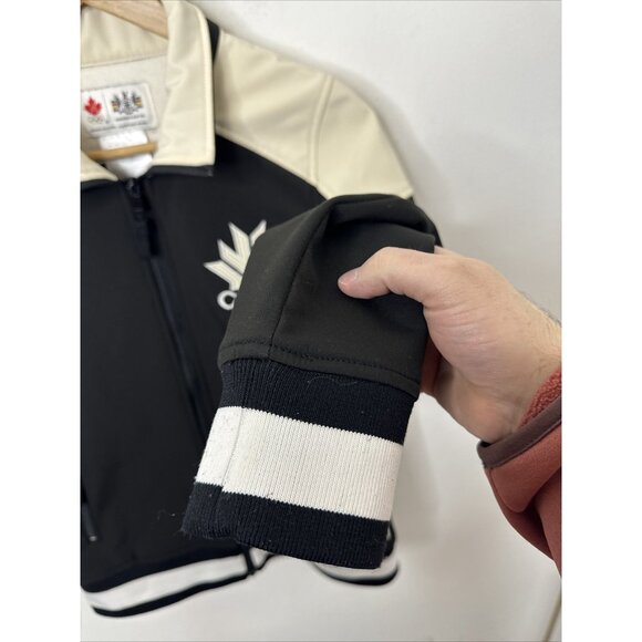 HBC Hudson’s Bay Woman S Olympic Canada Softshell Podium Jacket Black - Picture 3 of 9